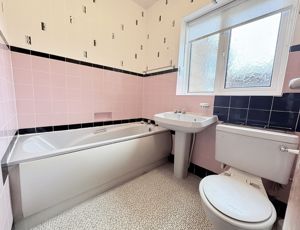 Photo 1- click for photo gallery